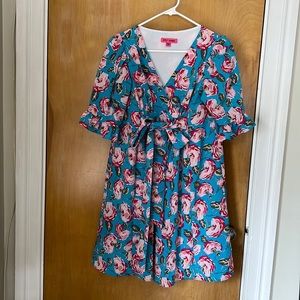 Betsey Johnson Size 2P Rose Print Vintage Style Dress